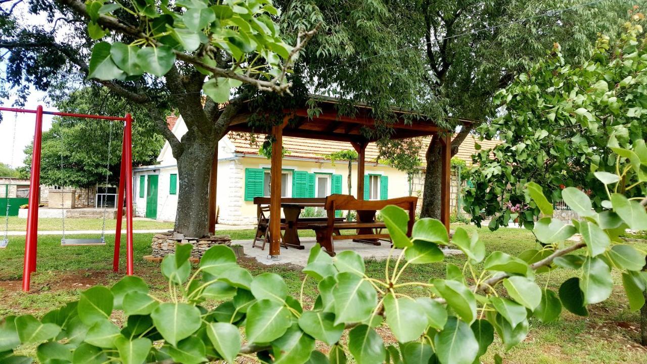 Village House Fafarinka - Close To Krka National Park Konjevrate ภายนอก รูปภาพ